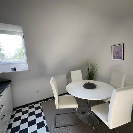 Lavender House Apartment